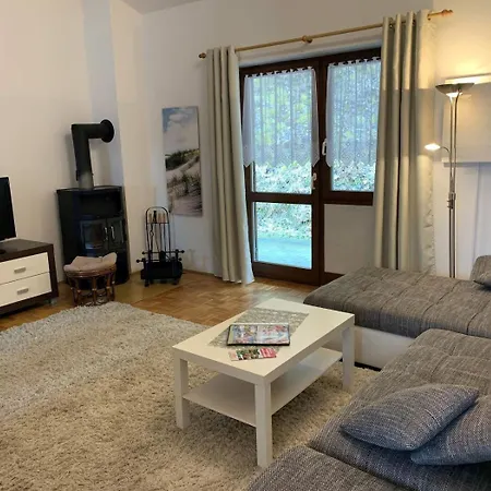 Apartment Im Schönen 2 *